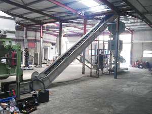 Pellet conveyor